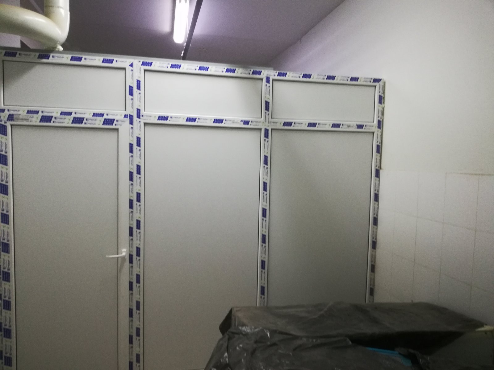 https://syktyvkar.delaem-okna.ru/storage/app/uploads/public/63f/473/eb2/63f473eb2d6a4713771880.jpg
